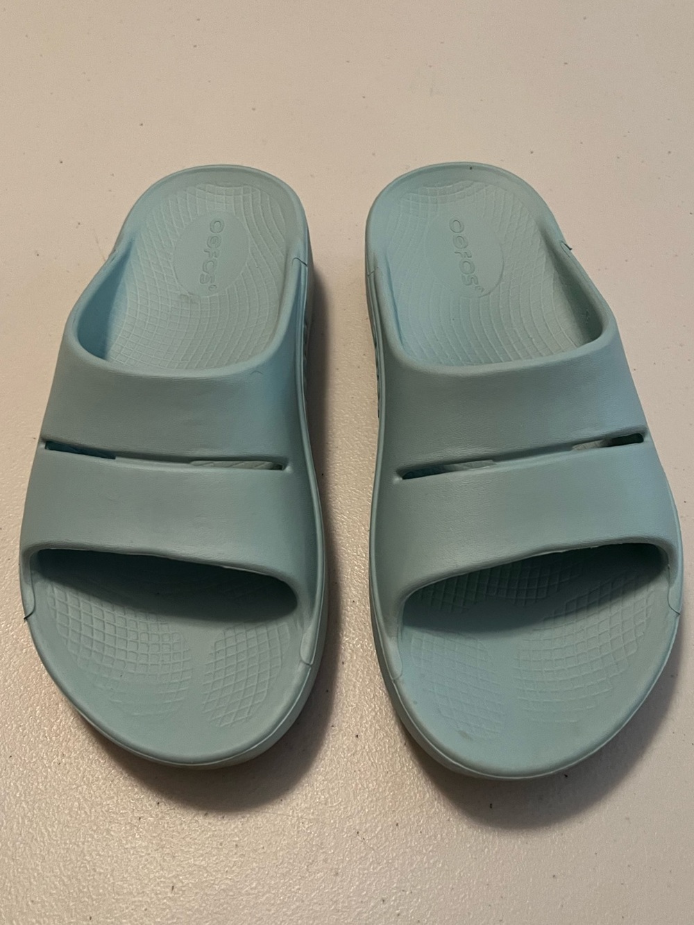 Ladies OOFOS Recovery Slides